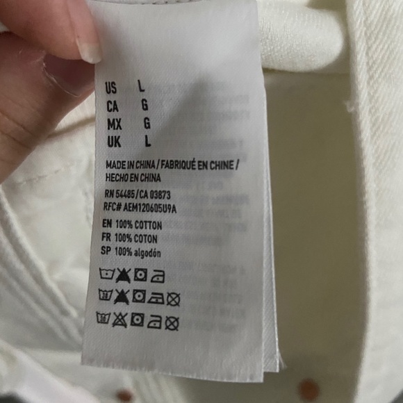 distressed white denim jacket - Picture 6 of 7